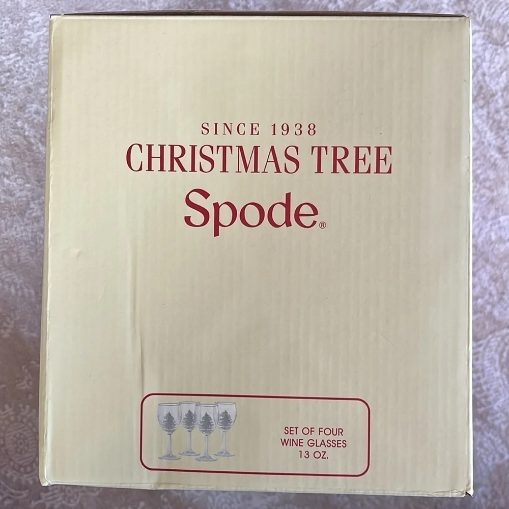 Brand New Spode Set of 4 Wine Glasses Christmas Tree 13 oz Festive Glassware
